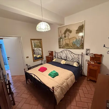 Leila's House Fontane Del Duca Apartament CastellʼArquato