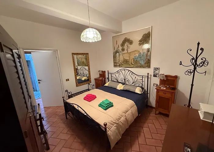 Leila's House Fontane Del Duca شقة CastellʼArquato